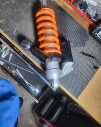 ktm 1190 2015 mono ammortizzatore 