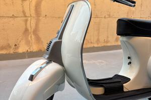 Vespa 50 Special