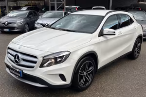Mercedes-benz GLA 180 d Automatic Premium