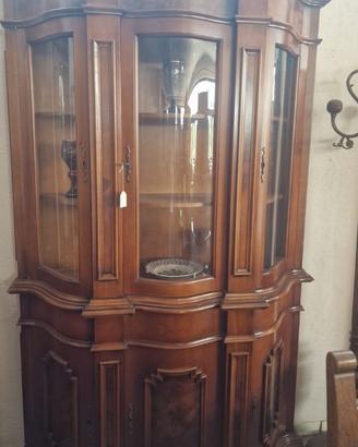Grande cristalliera artigianale in radica di noce