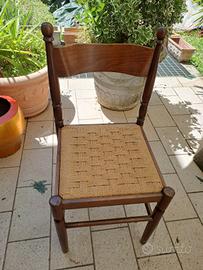 sedia in legno lucido con seduta removibile