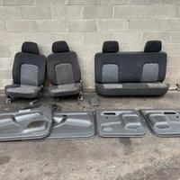 Sedili grigi Mitsubishi L200 1999 4 porte