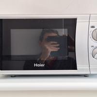FORNO A MICROONDE HAIER
