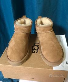 Mini stivali Ugg