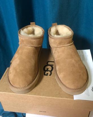 Mini stivali Ugg