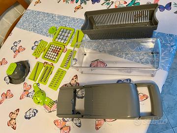 Taglia verdure 14 in 1 senza scatola come nuovo