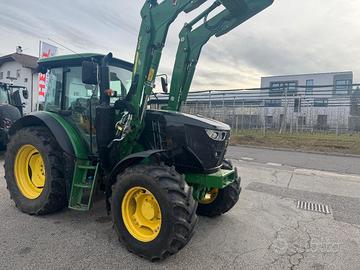 Trattore John Deere 6105MC