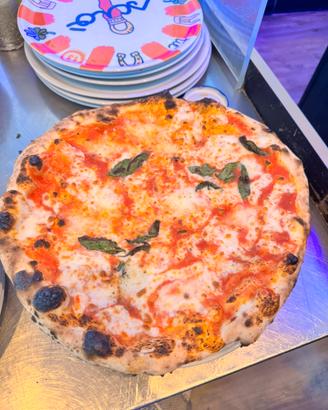 Pizzaiolo aiuto cuoco