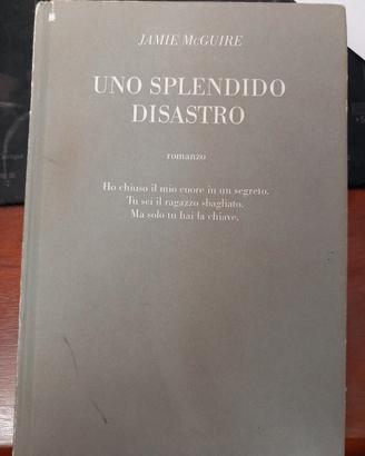 libro 'uno splendido disastro' di J. Mcguire