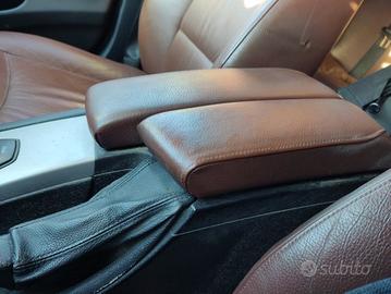 Poggia braccio BMW 330 del 2005