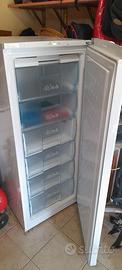 Congelatore freezer verticale 6 cassetti Beko