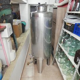 botte in acciaio inox per vino 