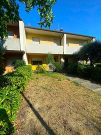 CASA SEMINDIPENDENTE A MELDOLA