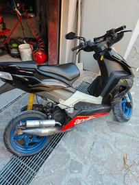 Aprilia SR 50 factory