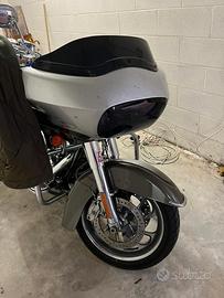 HARLEY DAVIDSON ROAD GLIDE CVO 1800 anno 2009