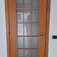 6 porte in legno con telaio e coprifilo da interno