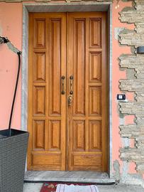 Portone di ingresso in legno massello