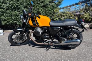 Moto Guzzi V7 Stone II del 2015