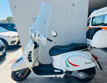 Vespa piaccio 300 Super