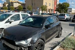 Audi A1 1.6 TDI 2014 – TETTUCCIO APRIBILE