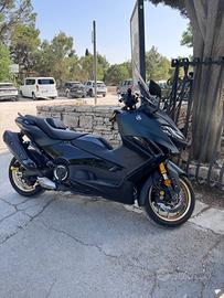 Yamaha T Max 560 - 2023