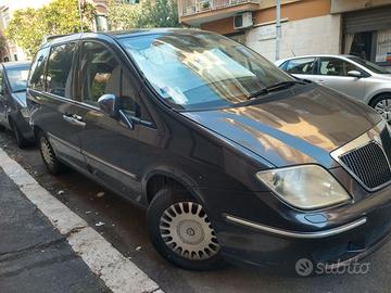 Lancia phedra