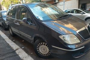 Lancia phedra