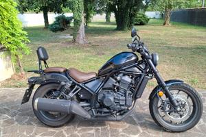 Honda rebel 1100