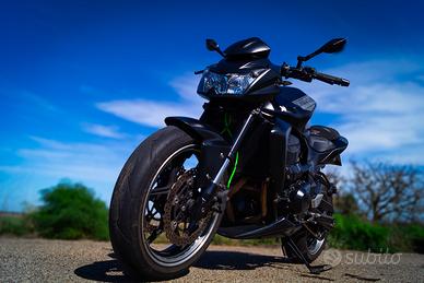 Kawasaki z 750 black edition 2010