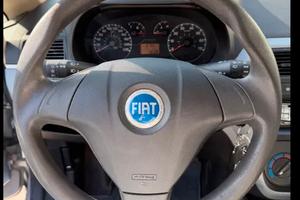 Fiat grande Punto 2005 5 porte