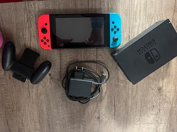 Nintendo Switch - Rossa e Blu