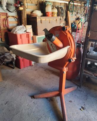 Molino elettrico per cereali