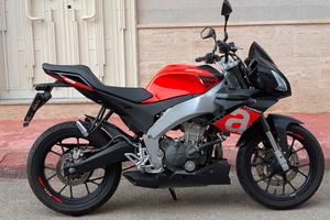 APRILIA TUONO 125 2018