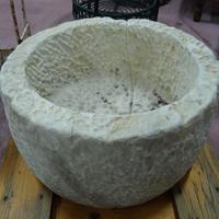 Vasca rotonda in marmo antica