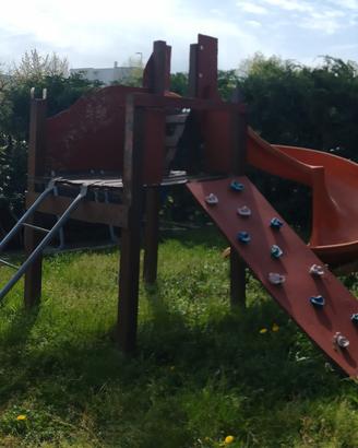 PARCO GIOCHI in legno fai da te