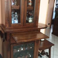 mobile cantina in legno