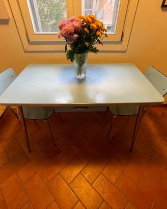 Tavolo in formica vintage