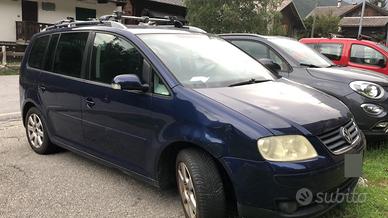 Volkswagen Touran 11/2005 2.0TDI 140CV Highline