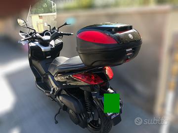 Scuter X Max 250 cc
