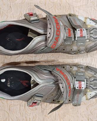 SCARPE DA CICLISMO DIADORA NUMERO 44