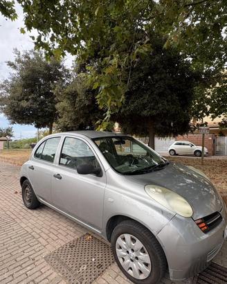 Nissan micra