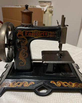 Rara Macchina Cucire Favorit FWM - British Zone