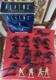 Treehouse Kids Aliens Swarm Pack Figurine Lot 2 Al