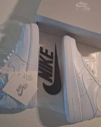 Nike Air Force 1 Retro taglia 40 nuove con etichet