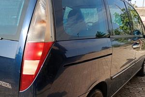 lancia phedra per pezzi di ricambio 