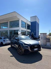 Audi Q8 50 TDI 286 CV quattro tiptronic Sport
