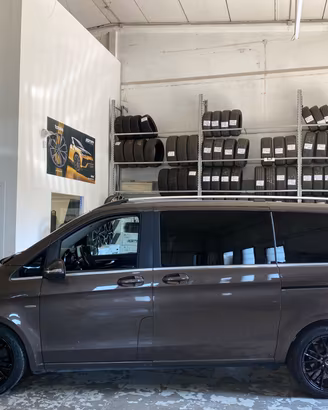 Cerchi NUOVI Mercedes Viano raggio 18 cod.8472