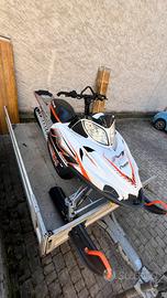 Motoslitta Arctic Cat M8 sno pro