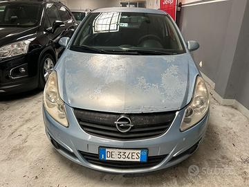Opel corsa 1.2 benzina