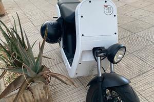 Scooter ME 50cc elettrico